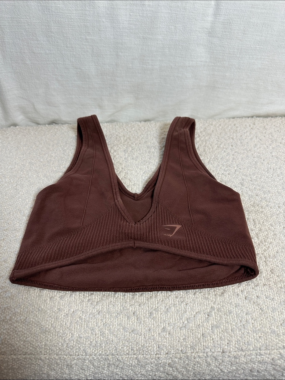Gymshark Chocolate Brown V‑Neck Seamless Sports Bra